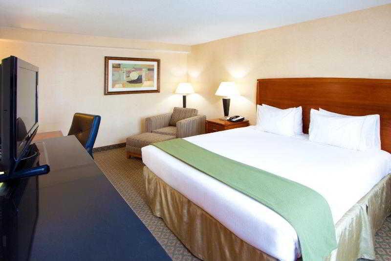 Holiday Inn Express Baltimore At The Stadiums By Ihg Bilik gambar